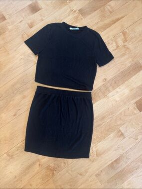 Double Zero Black Two-Piece Knit Skirt Set